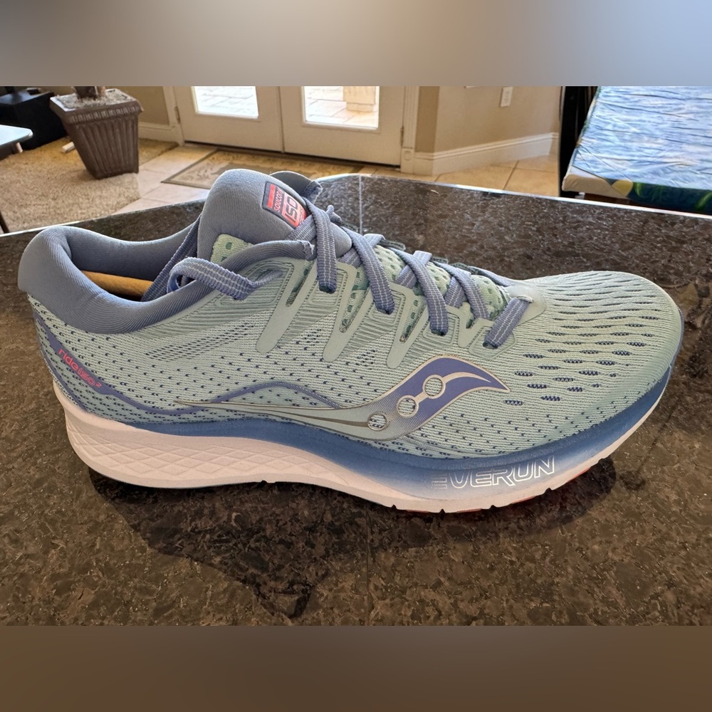 Saucony Women’s Ride ISO 2
